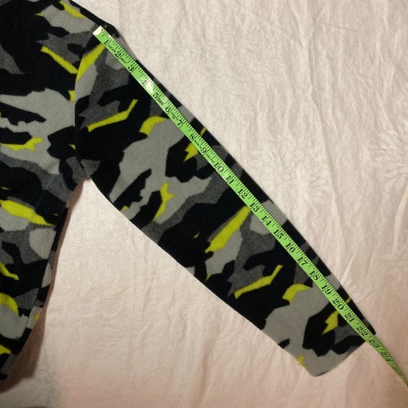 Kids Eddie Bauer Camouflage Fleece Zip Up Jacket Size Large (14) - Picture 6 of 12